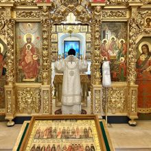 В день памяти святой равноапостольной Марии Магдалины митрополит Арсений совершил Литургию в храме Живоначальной Троицы в усадьбе Свиблово