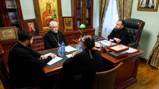 Митрополит Арсений провел рабочую встречу с благочинными викариатства