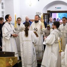 Накануне Недели 11-й по Пятидесятнице митрополит Арсений возглавил всенощное бдение в храме Живоначальной Троицы в усадьбе Свиблово
