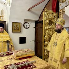В Неделю 8-ю по Пятидесятнице митрополит Арсений совершил Литургию в храме Живоначальной Троицы в усадьбе Свиблово