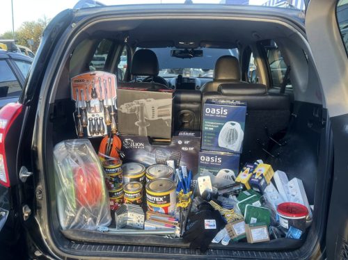 Храм Казанской иконы Божией Матери в Лосиноостровской отправил очередную партию гуманитарной помощь воинам СВО