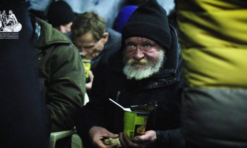 Продолжается викариатский сбор на нужды бездомных