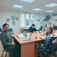После летних каникул возобновились библейские молодежные встречи при храме святителя Макария (Невского), митрополита Московского и Коломенского в Бутырском