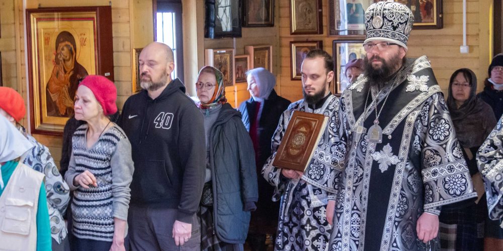 Архиепископ Егорьевский Матфей совершил Литургию в храме свв. равноапостольных Мефодия и Кирилла в Ростокине
