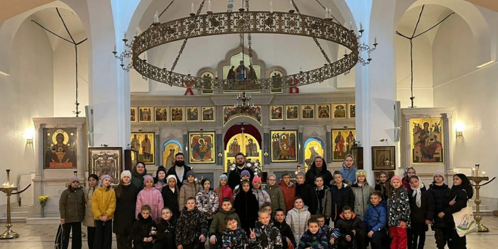 Интеллектуально-спортивные игры для школьников «Покровские старты» прошли при храме иконы Божией Матери «Неопалимая Купина» в Отрадном