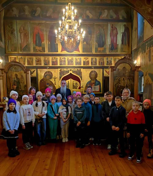Храм Успения Пресвятой Богородицы в Архангельском-Тюрикове с экскурсией посетили учащиеся 4-х классов школы № 709