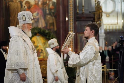 В Рождественский сочельник архиепископ Егорьевский Матфей сослужил Святейшему Патриарху Кириллу в Храме Христа Спасителя