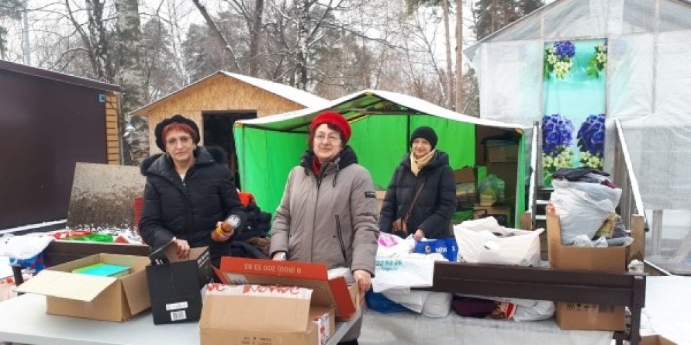 храм Собора Новомучеников и исповедников Российских в Бабушкине принял участие в городской акции по сбору вещей для нуждающихся семей г. Пошехонье, Ярославской области и жителей новых территорий