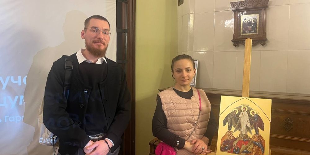 Молодежь храма равноапостольных Мефодия и Кирилла в Ростокино посетила встречу «Потомки священномученика Владимира Амбарцумова»