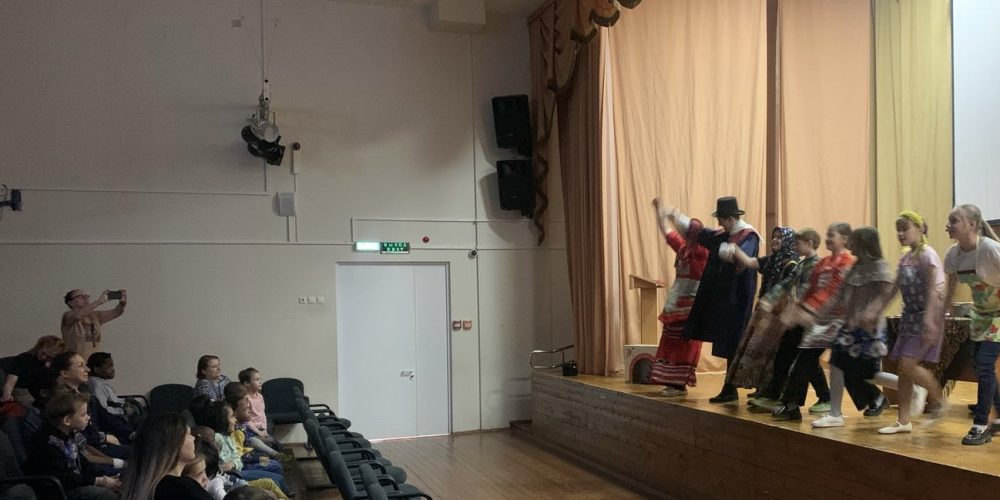 Воспитанники воскресной школы храма Воздвижения Креста Господня в Алтуфьеве посетили социально-реабилитационный центр «Алтуфьево»