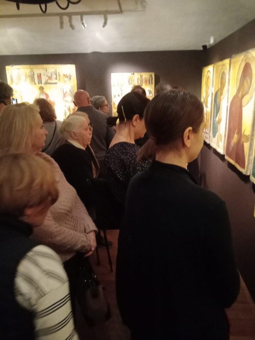 Прихожане храма Живоначальной Троицы на Пятницком кладбище посетили выставку «Иконопись Ростова. Памятники XIII-XVI веков из музейных и частных собраний»