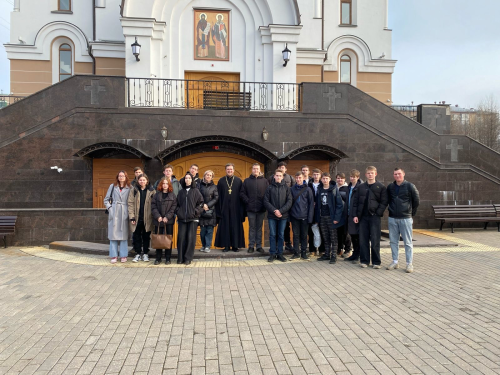 В храме равноапостольных Мефодия и Кирилла в Ростокине побывали учащиеся колледжа