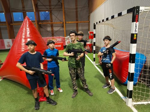 Воспитанники воскресной школы храма Живоначальной Троицы при бывшем приюте Бахрушиных приняли участие во II Кубке Московской епархии по прикладной игре в лазертаг