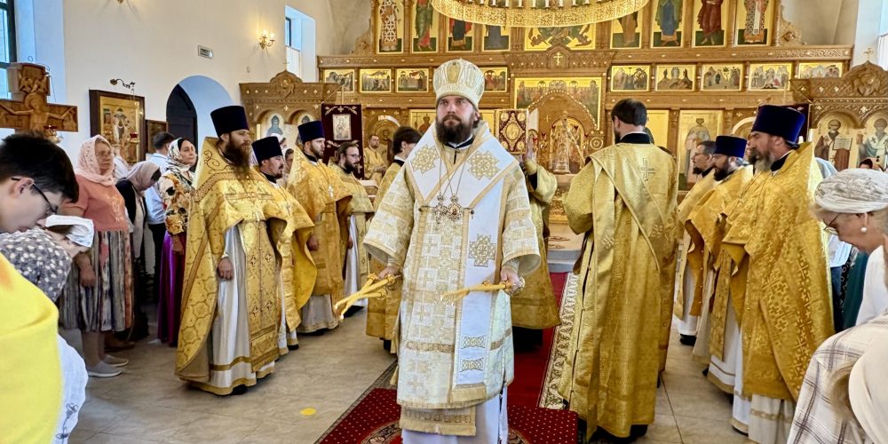 В день памяти святой равноапостольной княгини Ольги митрополит Арсений возглавил престольное торжество в одноименном храме в Останкине