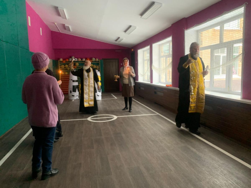 Настоятель храма Рождества Пресвятой Богородицы во Владыкине освятил здание детского сада в Тимирязевском районе города Москвы