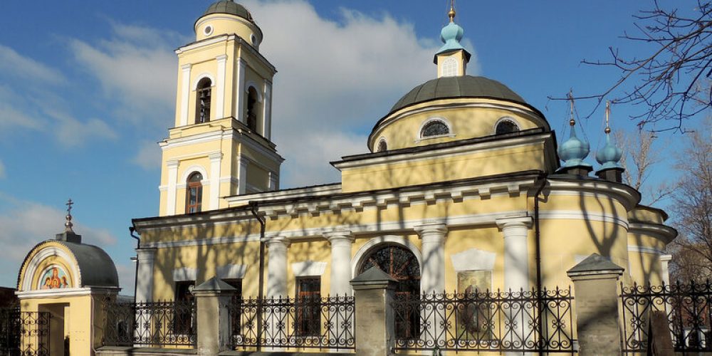 Храм святых мучениц на Миусском кладбище: от забвения к возрождению. К 35-летию возрождения храма снят документальный фильм