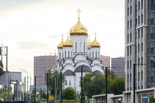 Архиерейская Божественная литургия в храме Успения Пресвятой Богородицы в Останкино