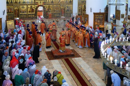 Митрополит Арсений совершил соборную Литургию Северо-Восточного Московского викариатства в храме Собора Московских святых в Бибиреве
