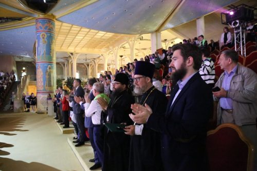 Архиепископ Егорьевский Матфей выступил на торжествах по случаю Дня Знаний в Храме Христа Спасителя