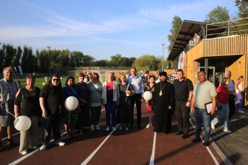 Управляющий Северо-Восточным викариатством посетил церемонию открытия стадиона Свиблово