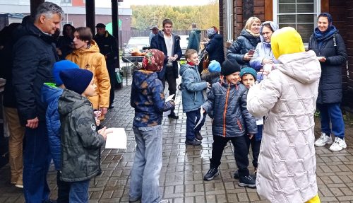 Покровские гуляния прошли в храме Усекновения главы святого Пророка Предтечи и Крестителя Господня Иоанна в поселке Северный