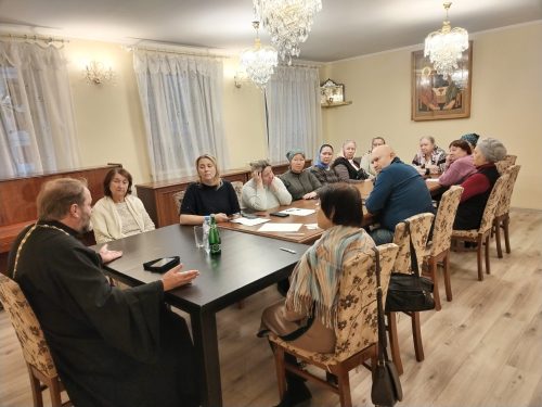 В храме иконы Божией Матери «Нечаянная Радость» в Марьиной Роще состоялся семинар для церковных работников храмов Троицкого благочиния