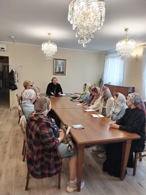 Состоялся практический семинар для сотрудников церковных лавок Троицкого благочиния Северо-Восточного Московского викариатства