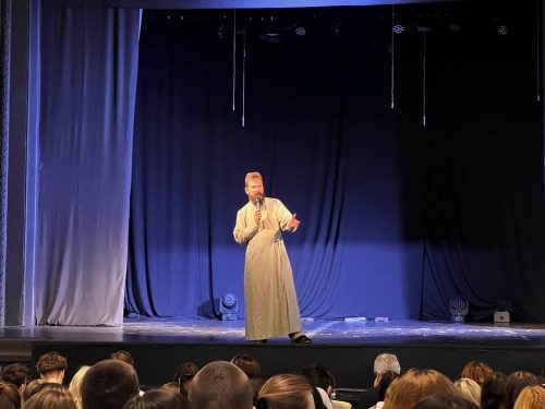 Клирик храма Ризоположения в Леонове встретился со студентами РГСУ