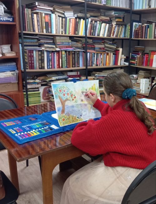 В воскресной школе «Покров» храма святого Благоверного князя Димитрия Донского в Раеве прошла подготовка к конкурсу «Красота Божьего мира»