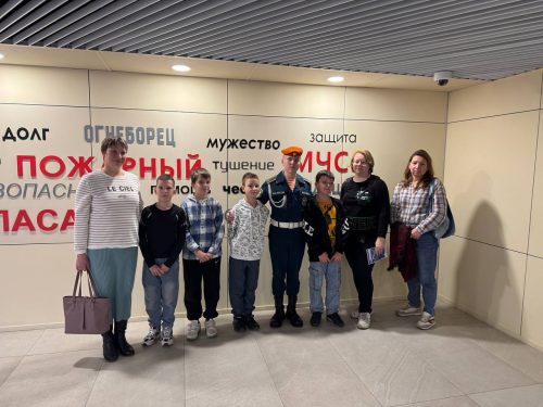 Гостями Академии ГПС МЧС России стали воспитанники воскресной школы храма иконы Божией Матери «Живоносный источник» в Бибиреве
