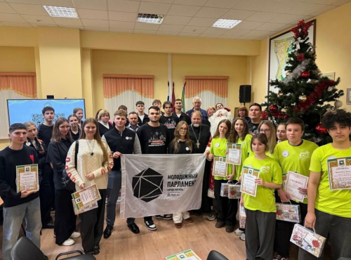 Клирик храма Живоначальной Троицы в Останкино принял активное участие в подготовке школьной игры «Подросток и закон»