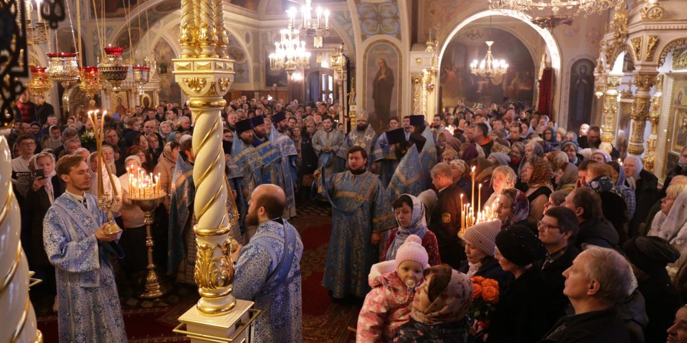 Управляющий Северо-Восточным викариатством совершил Божественную литургию в храме иконы Божией Матери «Нечаянная Радость»