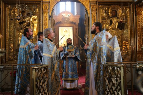 Престольный праздник храма Тихвинской иконы Божией Матери в Алексеевском