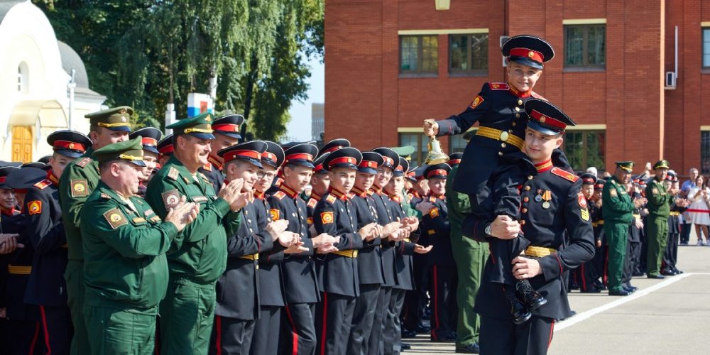 Начало учебного года в Московском Суворовском училище