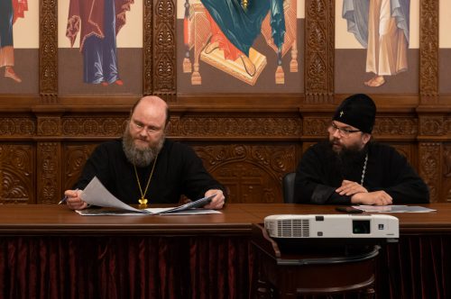 Председатель ФХУ архимандрит Илия (Руднев) и архиепископ Егорьевский Матфей провели совещание по строительству объектов религиозного назначения в Северо-Восточном викариатстве г. Москвы