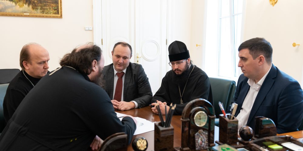 Председатель ФХУ провел рабочие совещания по вопросам проектирования и строительства нескольких храмов в Москве