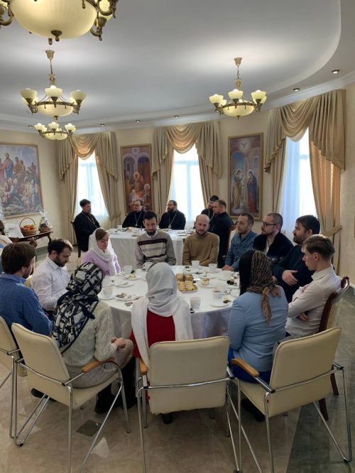 Поздравление архиепископа Егорьевского Матфея от молодежного движения викариатства