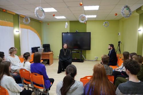 «Семь вопросов священнику»