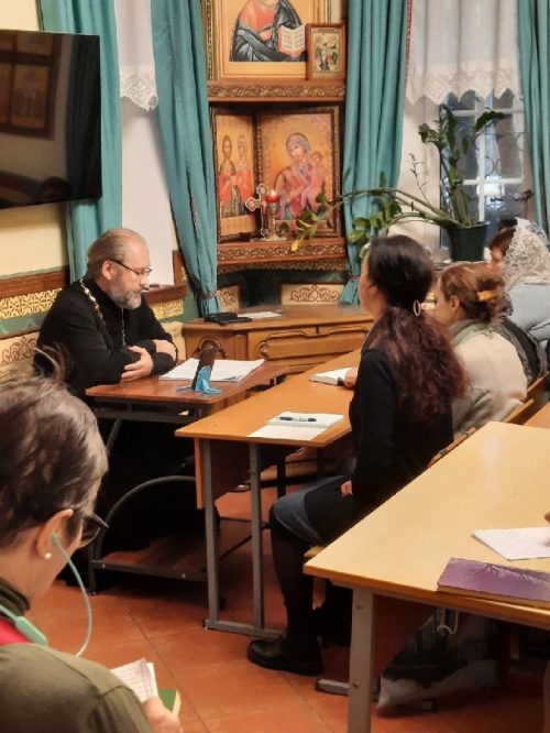 Состоялся семинар для работников свечных лавок храмов Сергиевского благочиния