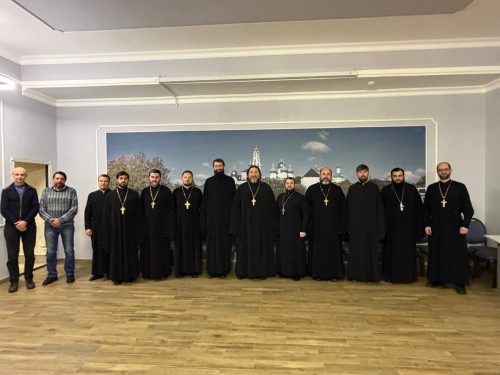 В храме Собора Московских святых в Бибиреве состоялось рабочее совещание Отдела по делам физической культуры и спорта Московской городской епархии с ответственными по спортивной деятельности в викариатствах