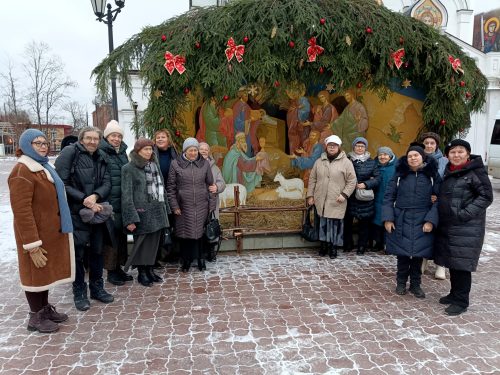 Прихожане храма Живоначальной Троицы в усадьбе Свиблово посетили храмы Реутова и Балашихи