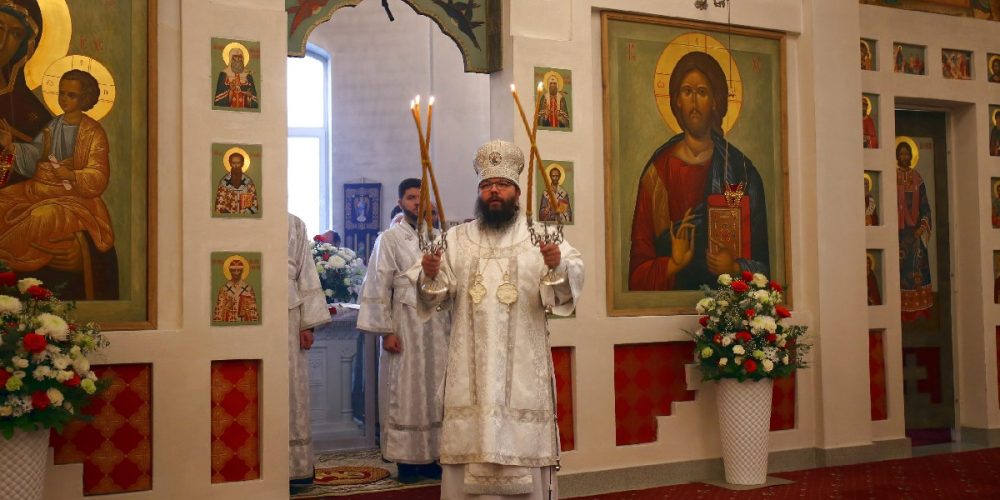 В день празднования Собора Архистратига Михаила и прочих Небесных Сил бесплотных архиепископ Егорьевский Матфей совершил Божественную литургию в храме преподобного Сергия Радонежского на Ходынском поле