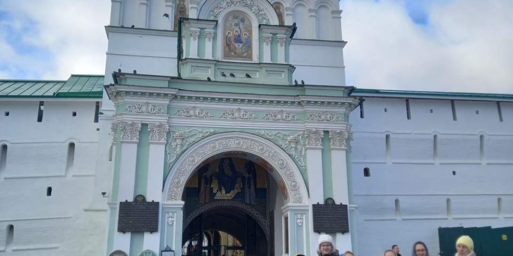 Паломническая поездка воскресной школы храма Собора Московских Святых в Бибиреве в Троице-Сергиеву Лавру