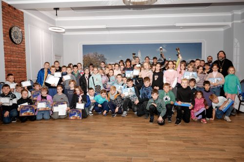 На территории храма преподобного Сергия Радонежского в Бибиреве была проведена игра-викторина «Покровские старты-2025»