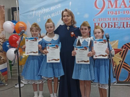 Воспитанницы воскресной школы храма преподобного Сергия Радонежского в Бибиреве приняли участие в вокальном конкурсе «Дух времён»