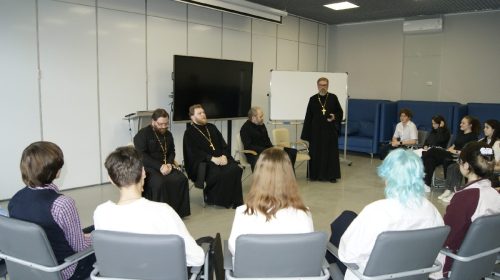 «Семь вопросов священнику»