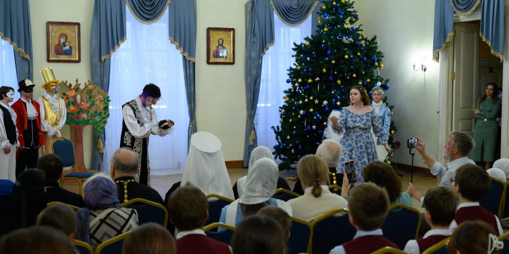 В православной школе имени преподобного Сергия Радонежского в Усадьбе Свиблово прошёл Рождественский концерт