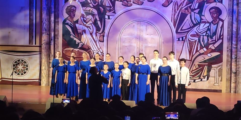 Детский хор храма Владимирской иконы Божией Матери в Виноградове выступил на концерте «Пасха Христова»