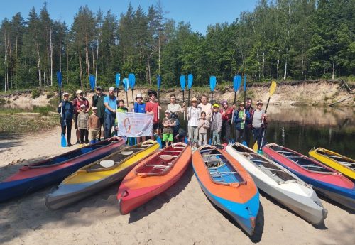 Сплав на байдарках совершили прихожане храма равноапостольной княгини Ольги в Останкино