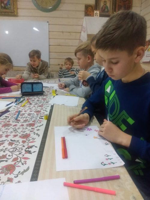 При храме Усекновения главы св. прор. Иоанна Предтечи в пос. Северный дети создают мультфильм